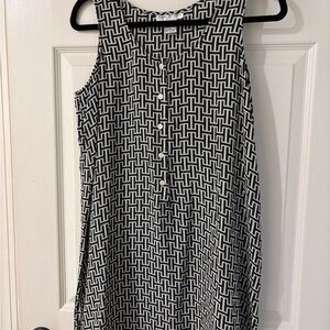 Halston Black and White Geometric 100% Silk Pajama Dress Medium